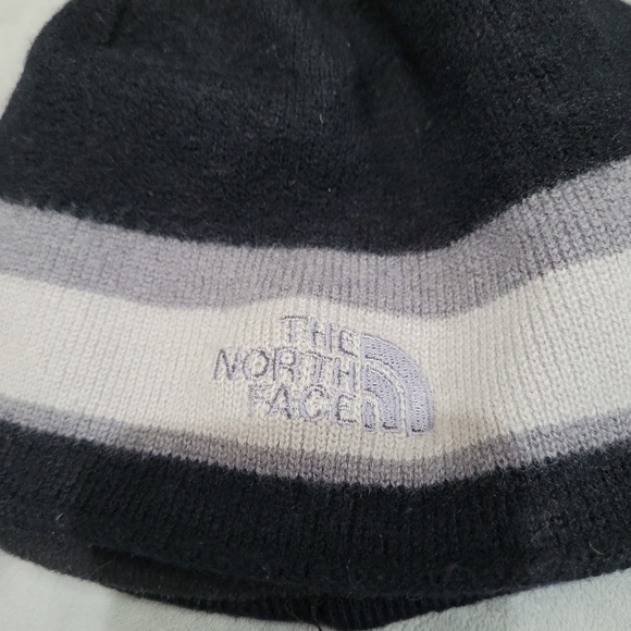 The North Face Beanie - Picture 2 of 4